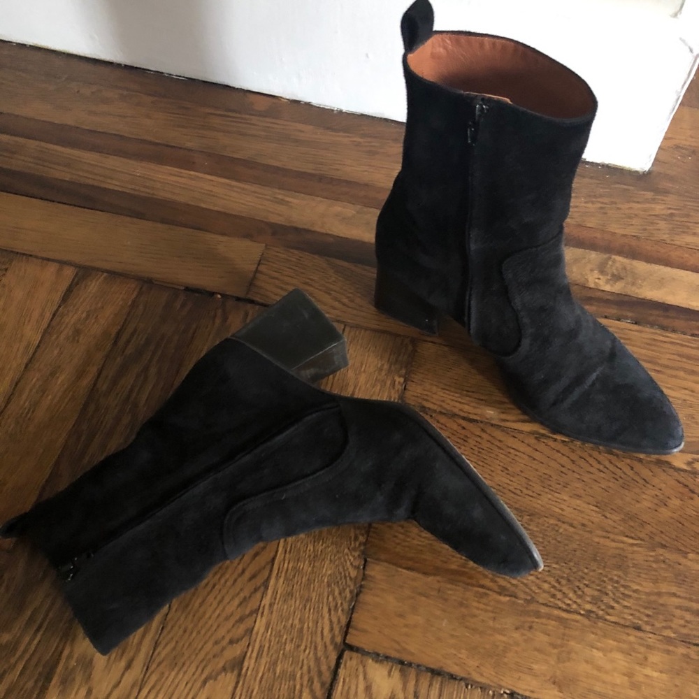 Cuero & Mor Ankle Booties - Picture 6 of 7